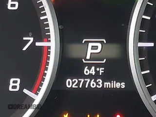 2020 Acura ILX z VIN 19UDE2F36LA000066, wystawiony jako IAAI lot #42495584 z przebiegiem 27 763 mil mil oraz . Historia ofert i sprzedaży dostępna na DreamBid. Obrazek 15.