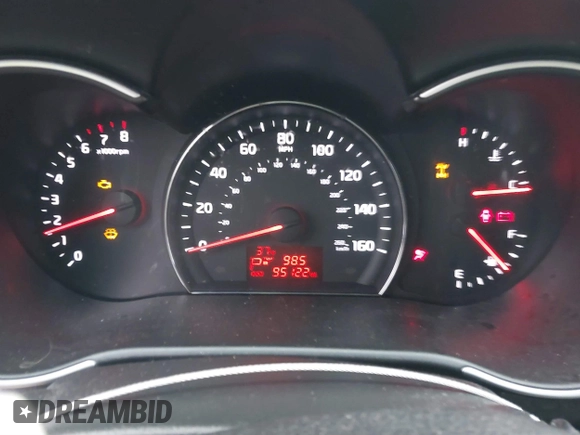 2015 Kia Sorento LX with VIN 5XYKTDA67FG605596, listed as a IAAI auction lot 41501271 with 95,122 mi miles. Bid and sale history available at carsss.com. Image 7.