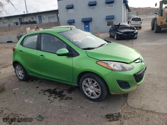 2011 Mazda Mazda2 Sport with VIN JM1DE1HZ5B0126031, listed as a Copart auction lot 43750045 with 94475 miles and Salvage Title. Bid and sale history available at carsss.com. Image 4.