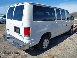 2010 Ford Econoline Passenger XL z VIN 1FBNE3BL2ADA55306, wystawiony jako IAAI lot #41591766 z przebiegiem 109 665 mil mil oraz . Historia ofert i sprzedaży dostępna na DreamBid. Obrazek 4.