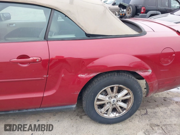 2008 Ford Mustang Deluxe with VIN 1ZVHT84N885204927, listed as a IAAI auction lot 41395944 with 144,892 mi miles and . Bid and sale history available at carsss.com. Image 13.