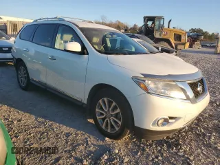 2016 Nissan Pathfinder Platinum with VIN 5N1AR2MN6GC642383, listed as a Copart auction lot 82894194 with 129,000 mi miles and Salvage Title. Bid and sale history available at carsss.com. Image 4.