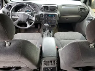2002 Chevrolet TrailBlazer LS with VIN 1GNDT13S022242068, listed as a Copart auction lot 47485035 with 217,407 mi miles and Salvage Title. Bid and sale history available at carsss.com. Image 8.