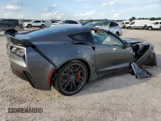 2015 Chevrolet Corvette Z06 3LZ with VIN 1G1YU2D64F5605404, listed as a Copart auction lot 62499074 with 23,299 mi miles and Salvage Title. Bid and sale history available at carsss.com. Image 3.