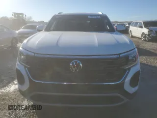 2024 Volkswagen Atlas SE with VIN 1V2DE2CA0RC244941, listed as a Copart auction lot 78818354 with 410 mi miles and Salvage title. Bid and sale history available at DreamBid. Image 5.