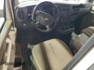 2021 Chevrolet Express Cargo с VIN 1GCWGAFP6M1214670, выставлен на аукционе Copart как лот 62432755 с пробегом 109 544 миль миль и Чистый • Clean title. История ставок и продаж доступна на DreamBid. Изображение 8.