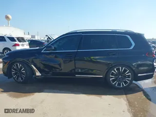 2025 BMW X7 xDrive40i with VIN 5UX23EM01S9X70776, listed as a IAAI auction lot 41653829 with 3,005 mi miles. Bid and sale history available at carsss.com. Image 14.