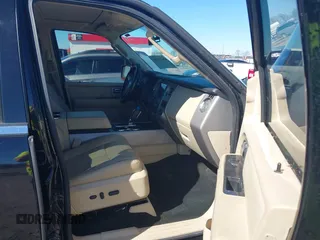 2017 Ford Expedition Limited z VIN 1FMJU1KT7HEA40933, wystawiony jako IAAI lot #41674138 z przebiegiem Nie podano mil oraz . Historia ofert i sprzedaży dostępna na DreamBid. Obrazek 5.