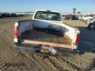 2001 Ford Super Duty F-250 XL with VIN 1FTNX20LX1EA05038, listed as a Copart auction lot 78242314 with 182,059 mi miles and Salvage Title. Bid and sale history available at carsss.com. Image 6.