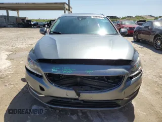 2016 Volvo V60 T5 Drive-E Premier with VIN YV140MEK5G1290205, listed as a Copart auction lot 47302894 with 106,768 mi miles. Bid and sale history available at carsss.com. Image 5.