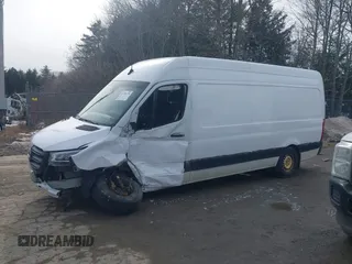 2020 Mercedes-Benz Sprinter Cargo with VIN W1Y4ECHYXLP236211, listed as a IAAI auction lot 41705378 with 139,901 mi miles and . Bid and sale history available at carsss.com. Image 13.