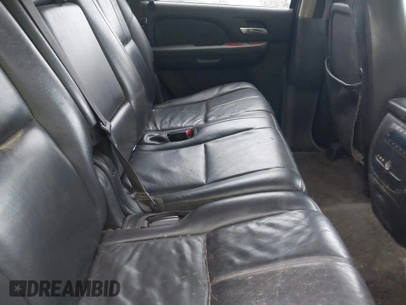 2008 Chevrolet Tahoe 3LT z VIN 1GNFK13088R157201, wystawiony jako IAAI lot #42328632 z przebiegiem 217 173 mil mil oraz . Historia ofert i sprzedaży dostępna na DreamBid. Obrazek 8.