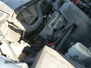 2009 Chevrolet Tahoe LS z VIN 1GNFC13099R196717, wystawiony jako IAAI lot #41970942 z przebiegiem 236 453 mil mil oraz . Historia ofert i sprzedaży dostępna na DreamBid. Obrazek 13.