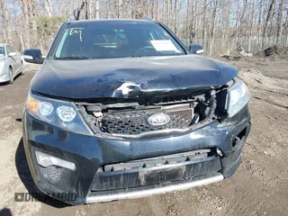 2012 Kia Sorento SX with VIN 5XYKWDA28CG271014, listed as a IAAI auction lot 41401638 with 135,772 mi miles. Bid and sale history available at carsss.com. Image 6.