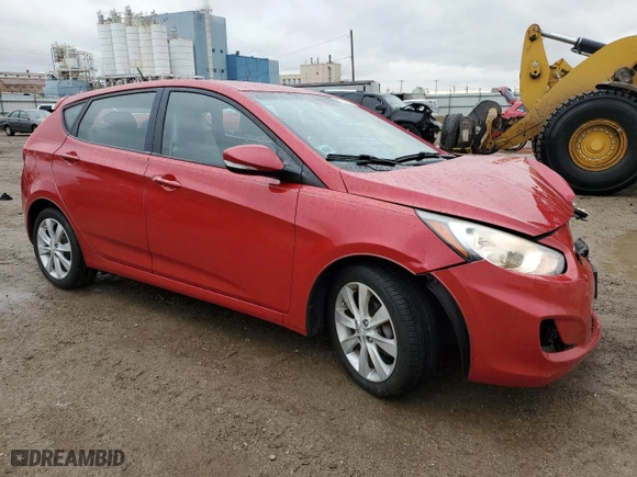 2013 Hyundai Accent SE with VIN KMHCU5AE1DU062865, listed as a Copart auction lot 81814774 with 101,038 mi miles and Non Repairable. Bid and sale history available at carsss.com. Image 4.
