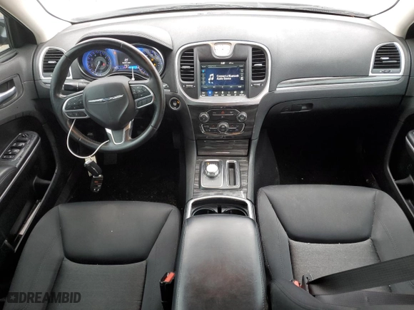 2019 Chrysler 300 Touring with VIN 2C3CCARGXKH649267, listed as a Copart auction lot 79450204 with 89,591 mi miles and Salvage Title. Bid and sale history available at carsss.com. Image 8.