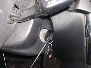 2003 Toyota Matrix Std z VIN 2T1KR32E33C087900, wystawiony jako IAAI lot #42512283 z przebiegiem 191 974 mil mil oraz . Historia ofert i sprzedaży dostępna na DreamBid. Obrazek 11.