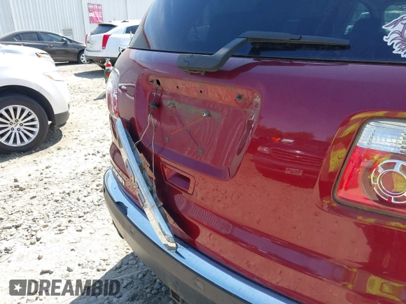 2007 GMC Acadia SLT with VIN 1GKER33737J171985, listed as a IAAI auction lot 42068832 with 256,115 mi miles. Bid and sale history available at carsss.com. Image 6.