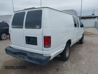 2008 Ford Econoline Cargo Commercial with VIN 1FTNS24L68DA24209, listed as a IAAI auction lot 41206100 with 211,288 mi miles and . Bid and sale history available at DreamBid. Image 4.