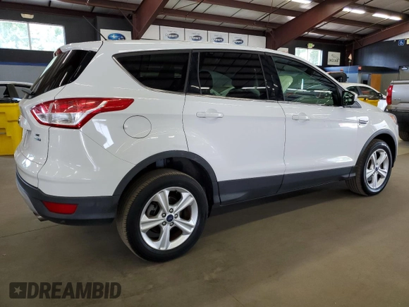 2013 Ford Escape SE z VIN 1FMCU9GX0DUD94201, wystawiony jako Copart lot #66153005 z przebiegiem 132 385 mil mil oraz Czysty tytuł • Clean title. Historia ofert i sprzedaży dostępna na DreamBid. Obrazek 3.