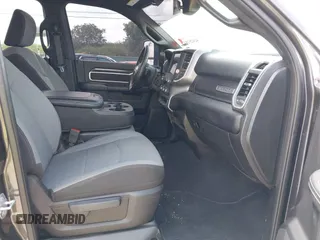 2024 Ram 2500 Big Horn with VIN 3C6UR5DL9RG343480, listed as a IAAI auction lot 42425281 with 21,374 mi miles and . Bid and sale history available at DreamBid. Image 5.