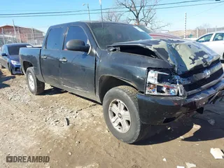 2007 Chevrolet Silverado 1500 LTZ with VIN 2GCEK13M671663754, listed as a IAAI auction lot 41389864 with 1 mi miles. Bid and sale history available at carsss.com. Image 1.