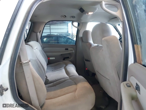 2001 Chevrolet Tahoe LS with VIN 1GNEK13T91R115616, listed as a IAAI auction lot 40104825 with 245,782 mi miles. Bid and sale history available at carsss.com. Image 8.