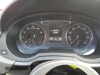 2018 Audi Q3 Premium z VIN WA1BCCFS7JR003141, wystawiony jako Copart lot #55787985 z przebiegiem 53 193 mil mil oraz Szkoda całkowita • Salvage title. Historia ofert i sprzedaży dostępna na DreamBid. Obrazek 9.