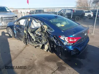 2017 Hyundai Sonata SE z VIN 5NPE24AF8HH565251, wystawiony jako IAAI lot #41762572 z przebiegiem Nie podano mil oraz . Historia ofert i sprzedaży dostępna na DreamBid. Obrazek 3.