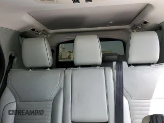 2018 Land Rover Discovery HSE Luxury z VIN SALRT2RV2JA064831, wystawiony jako Copart lot #53551305 z przebiegiem 97 758 mil mil oraz Szkoda całkowita • Salvage title. Historia ofert i sprzedaży dostępna na DreamBid. Obrazek 10.