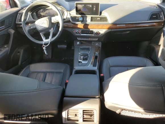 2020 Audi Q5 Premium Plus with VIN WA1BNAFY5L2024035, listed as a Copart auction lot 42304105 with 43,564 mi miles and Salvage Title. Bid and sale history available at carsss.com. Image 8.