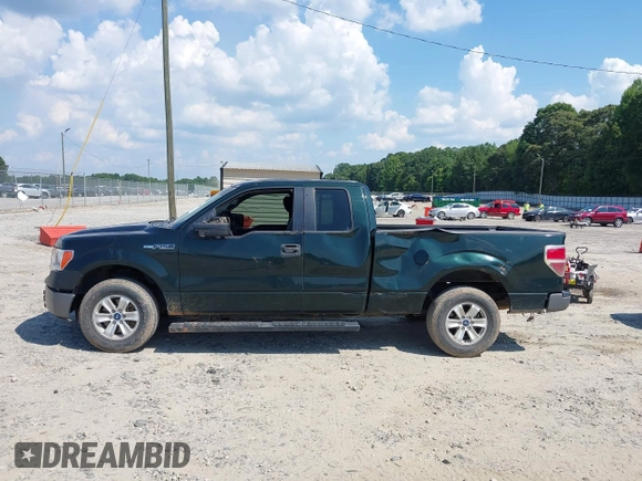 2014 Ford F-150 XL z VIN 1FTEX1CM2EFB18156, wystawiony jako IAAI lot #42564598 z przebiegiem 211 893 mil mil oraz . Historia ofert i sprzedaży dostępna na DreamBid. Obrazek 14.