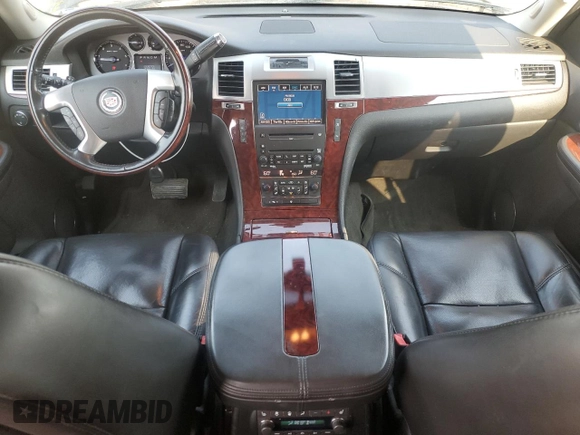 2007 Cadillac Escalade ESV z VIN 1GYFK66817R353397, wystawiony jako Copart lot #56756595 z przebiegiem 95 930 mil mil oraz Szkoda całkowita • Salvage title. Historia ofert i sprzedaży dostępna na DreamBid. Obrazek 8.