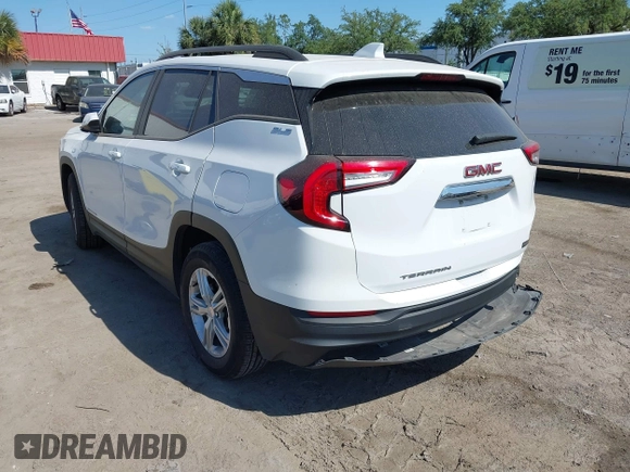 2022 GMC Terrain SLE with VIN 3GKALMEV6NL310501, listed as a IAAI auction lot 42061201 with 48,721 mi miles. Bid and sale history available at carsss.com. Image 3.