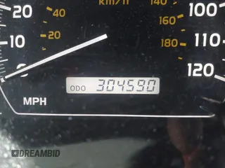 2007 Toyota Sequoia Limited with VIN 5TDBT48A87S286840, listed as a IAAI auction lot 42100819 with 304,590 mi miles and . Bid and sale history available at DreamBid. Image 15.