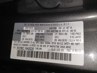 2022 Mazda CX-30 2.5 S Carbon Edition with VIN 3MVDMBCL1NM425026, listed as a IAAI auction lot 41223835 with 1 mi miles. Bid and sale history available at carsss.com. Image 9.