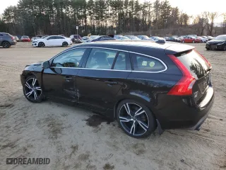 2017 Volvo V60 R-Design Platinum with VIN YV149MSS4H1373460, listed as a Copart auction lot 80723864 with 90,485 mi miles and Salvage Title. Bid and sale history available at carsss.com. Image 2.