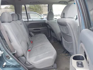 2008 Honda Pilot SE with VIN 5FNYF183X8B027175, listed as a IAAI auction lot 41892506 with 227,411 mi miles. Bid and sale history available at carsss.com. Image 8.