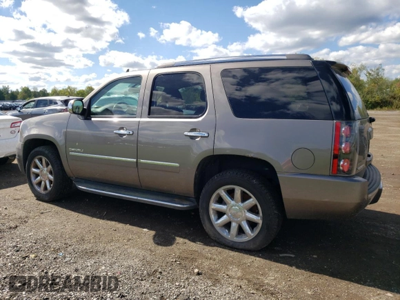2011 GMC Yukon Denali with VIN 1GKS2EEF4BR196573, listed as a Copart auction lot 73833944 with 149,404 mi miles and Clean Title. Bid and sale history available at DreamBid. Image 2.