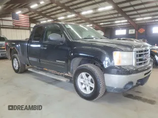 2013 GMC Sierra 1500 SLE z VIN 1GTR2VE77DZ276469, wystawiony jako Copart lot #47900465 z przebiegiem 218 729 mil mil oraz Czysty tytuł • Clean title. Historia ofert i sprzedaży dostępna na DreamBid. Obrazek 4.