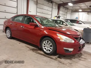 2015 Nissan Altima 2.5 SV with VIN 1N4AL3APXFC117008, listed as a IAAI auction lot 41938241 with 121,549 mi miles. Bid and sale history available at carsss.com. Image 1.