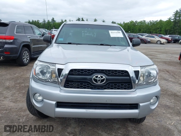 2011 Toyota Tacoma with VIN 3TMLU4EN4BM069898, listed as a IAAI auction lot 42371500 with 201,538 mi miles and . Bid and sale history available at DreamBid. Image 13.
