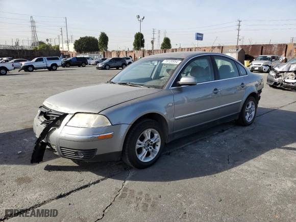 2002 Volkswagen Passat GLS with VIN WVWPD63B72P451245, listed as a Copart auction lot 79720954 with 208,783 mi miles and Salvage Title. Bid and sale history available at carsss.com. Image 1.