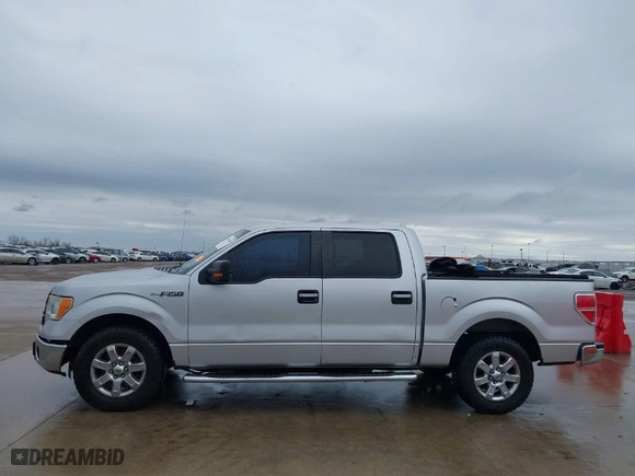 2013 Ford F-150 XL with VIN 1FTFW1CF6DKF90942, listed as a IAAI auction lot 41757048 with 236,239 mi miles. Bid and sale history available at carsss.com. Image 15.