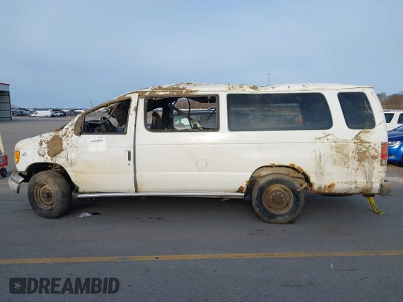 2000 Ford Econoline Passenger XL with VIN 1FBSS31L5YHB41693, listed as a IAAI auction lot 41850059 with 236,450 mi miles and . Bid and sale history available at DreamBid. Image 14.