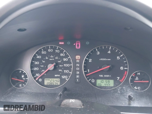 2003 Subaru Legacy Outback Limited z VIN 4S3BH686337620396, wystawiony jako IAAI lot #41857240 z przebiegiem 208 574 mil mil oraz . Historia ofert i sprzedaży dostępna na DreamBid. Obrazek 7.
