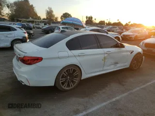 2019 BMW M5 z VIN WBSJF0C53KB284878, wystawiony jako Copart lot #86763564 z przebiegiem Nie podano mil oraz Szkoda całkowita • Salvage title. Historia ofert i sprzedaży dostępna na DreamBid. Obrazek 3.