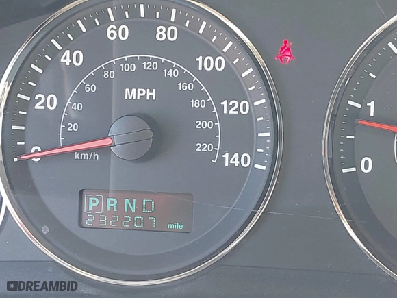 2006 Jeep Grand Cherokee Limited with VIN 1J8HR58226C180268, listed as a IAAI auction lot 42065135 with 232,207 mi miles. Bid and sale history available at carsss.com. Image 7.