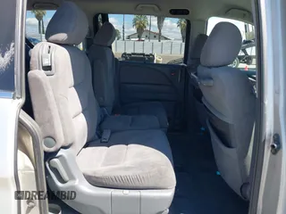 2005 Honda Odyssey EX with VIN 5FNRL38435B417211, listed as a IAAI auction lot 41943118 with 231,081 mi miles. Bid and sale history available at carsss.com. Image 8.