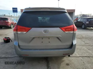 2012 Toyota Sienna LE AAS z VIN 5TDKK3DC7CS192916, wystawiony jako Copart lot #43219255 z przebiegiem 214 612 mil mil oraz Nie do naprawy • Non repairable. Historia ofert i sprzedaży dostępna na DreamBid. Obrazek 6.